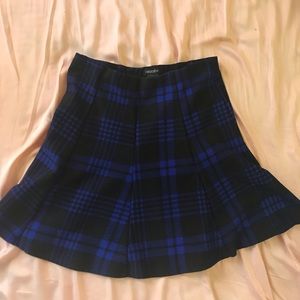 Junior’s Mini Plaid Skater Skirt
